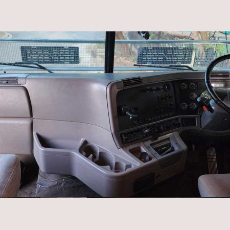 Freightliner Argosy Detroit 12.7